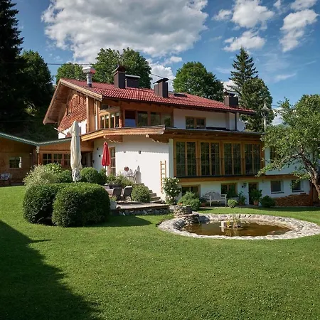 Saukaserstub'n - Schuetzkogel * Jochberg