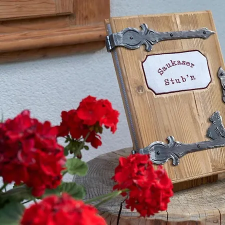 Saukaserstub'n - Schuetzkogel * Jochberg